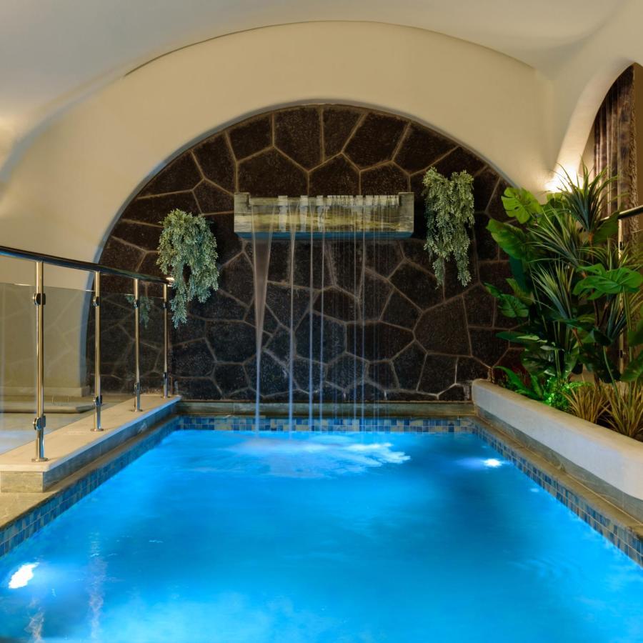 Acro Blue Luxury Villas Akrotírion Exteriör bild